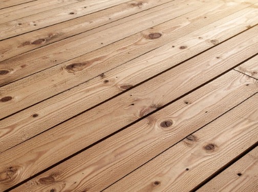 Tarima de madera compatible con calefacción por suelo radiante